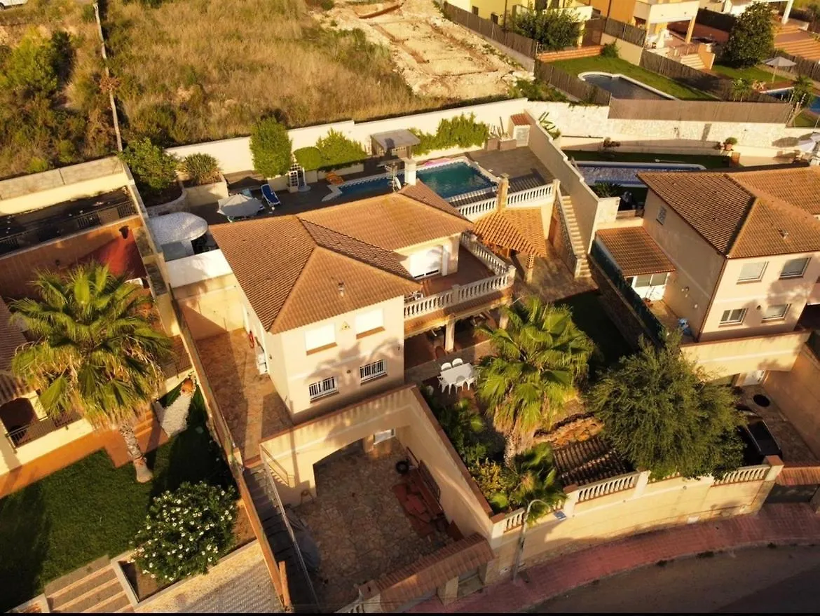 Villa Willa con piscina El Vendrell